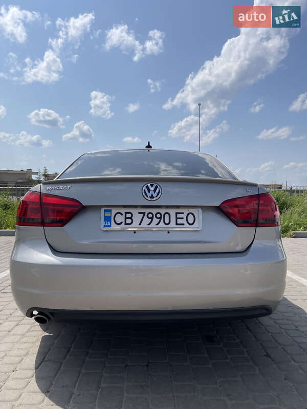 Седан Volkswagen Passat 2013 в Львове