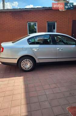 Седан Volkswagen Passat 2008 в 