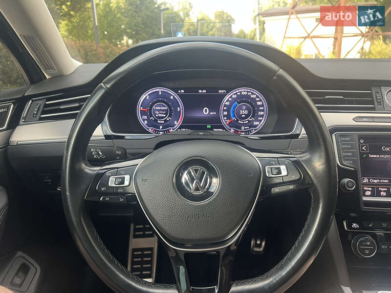 Универсал Volkswagen Passat 2016 в Ужгороде
