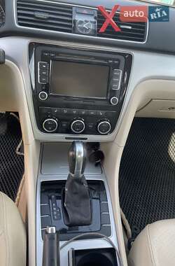 Седан Volkswagen Passat 2012 в 