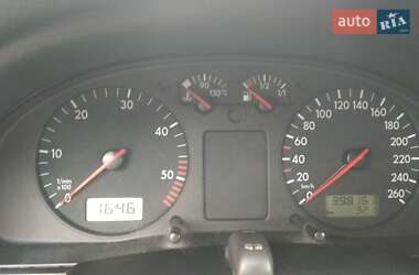 Універсал Volkswagen Passat 1999 в 