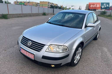 Седан Volkswagen Passat 2003 в Виннице