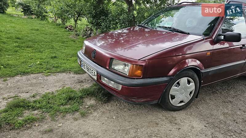 Универсал Volkswagen Passat 1993 в Виннице