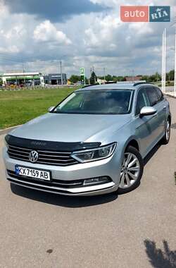 Універсал Volkswagen Passat 2016 в Новій Водолагі