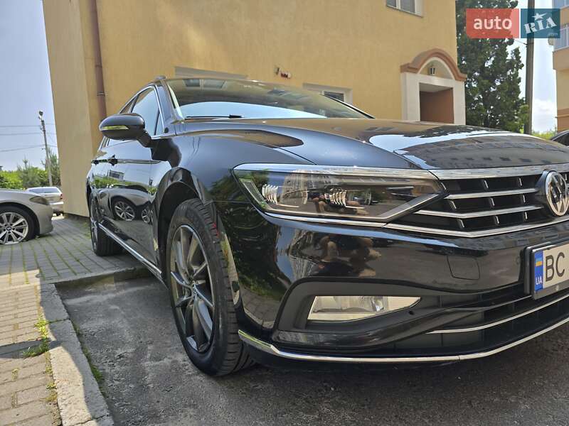 Универсал Volkswagen Passat 2020 в Львове