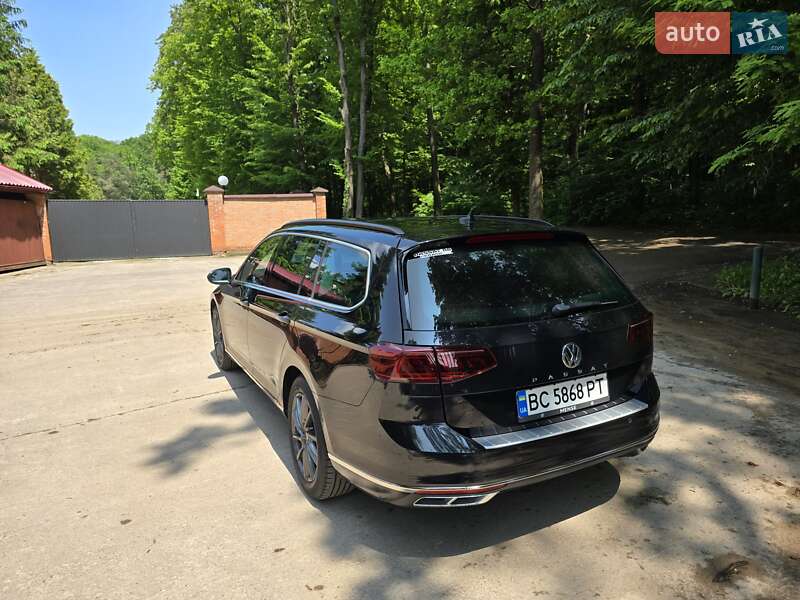 Универсал Volkswagen Passat 2020 в Львове