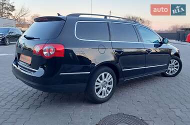 Универсал Volkswagen Passat 2010 в 