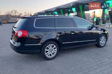 Универсал Volkswagen Passat 2010 в 