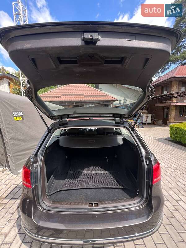 Универсал Volkswagen Passat 2014 в Киеве