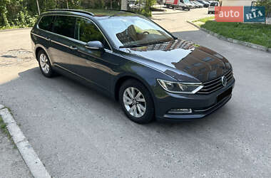 Универсал Volkswagen Passat 2016 в Ровно