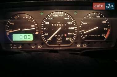 Универсал Volkswagen Passat 1993 в 