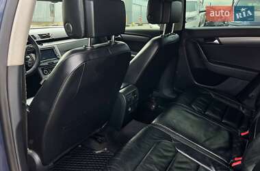 Универсал Volkswagen Passat 2011 в 