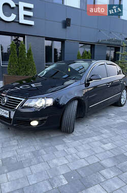 Седан Volkswagen Passat 2006 в Ярмолинцах