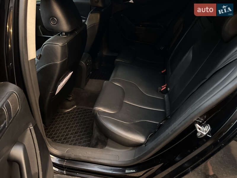 Седан Volkswagen Passat 2006 в Ярмолинцях