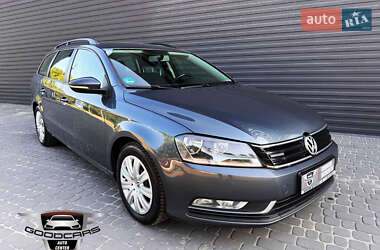 Універсал Volkswagen Passat 2014 в Кам'янському