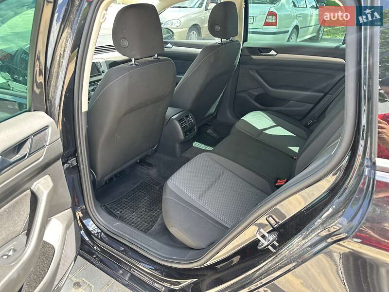 Універсал Volkswagen Passat 2015 в Вінниці фото 17 Універсал Volkswagen Passat 2015 в Вінниці