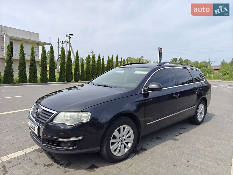 Универсал Volkswagen Passat 2010 в Ивано-Франковске