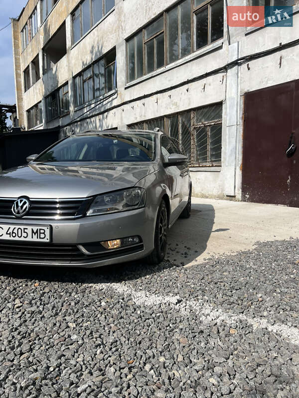 Универсал Volkswagen Passat 2014 в Львове