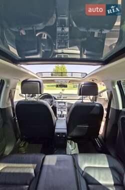 Універсал Volkswagen Passat 2012 в 