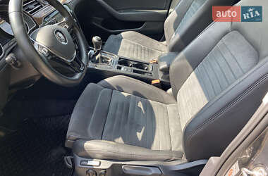 Универсал Volkswagen Passat 2015 в 