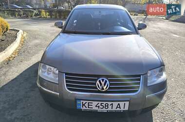 Седан Volkswagen Passat 2004 в 