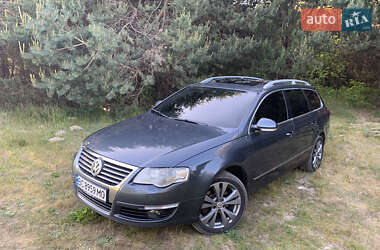 Универсал Volkswagen Passat 2009 в Яворове