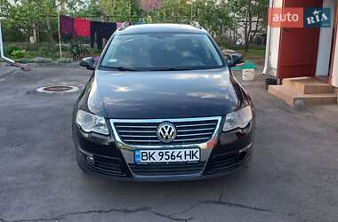 Універсал Volkswagen Passat 2007 в Здолбуніві