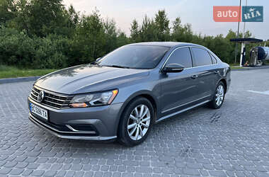 Седан Volkswagen Passat 2015 в Миколаєві