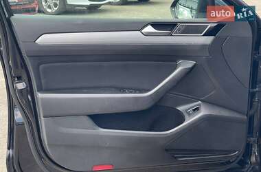 Универсал Volkswagen Passat 2019 в 