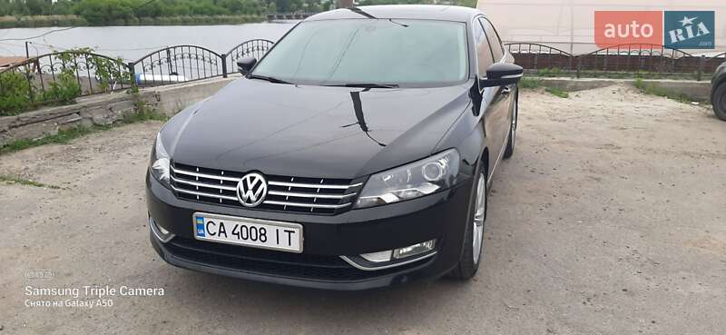 Седан Volkswagen Passat 2013 в Смеле