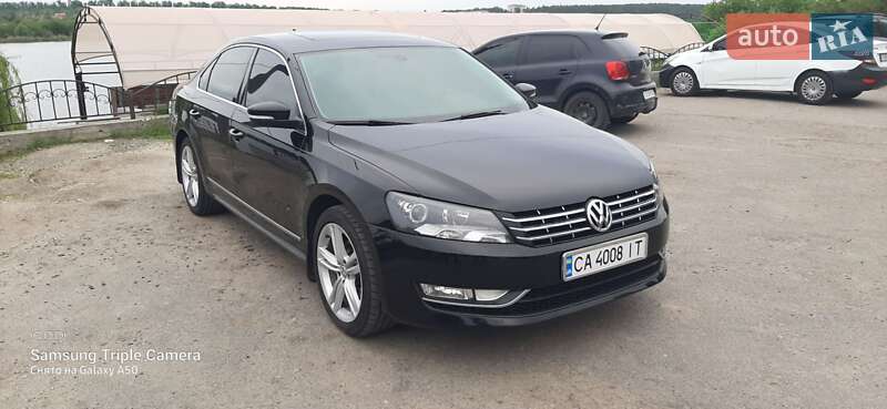 Седан Volkswagen Passat 2013 в Смеле