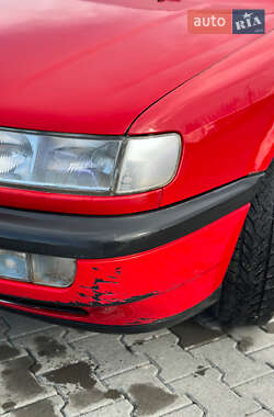 Седан Volkswagen Passat 1994 в 