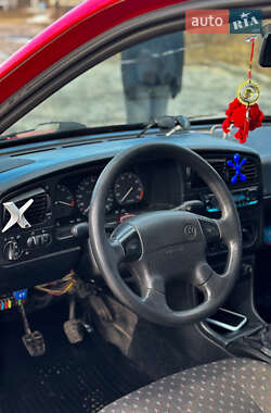 Седан Volkswagen Passat 1994 в 