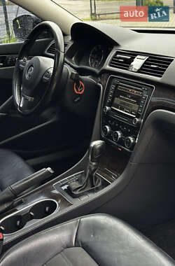 Седан Volkswagen Passat 2014 в 