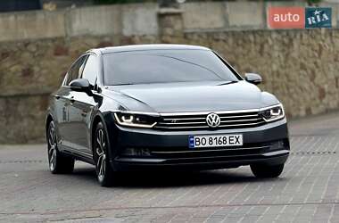 Седан Volkswagen Passat 2015 в 