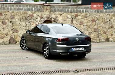 Седан Volkswagen Passat 2015 в 