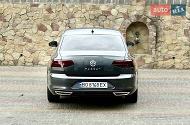 Седан Volkswagen Passat 2015 в 
