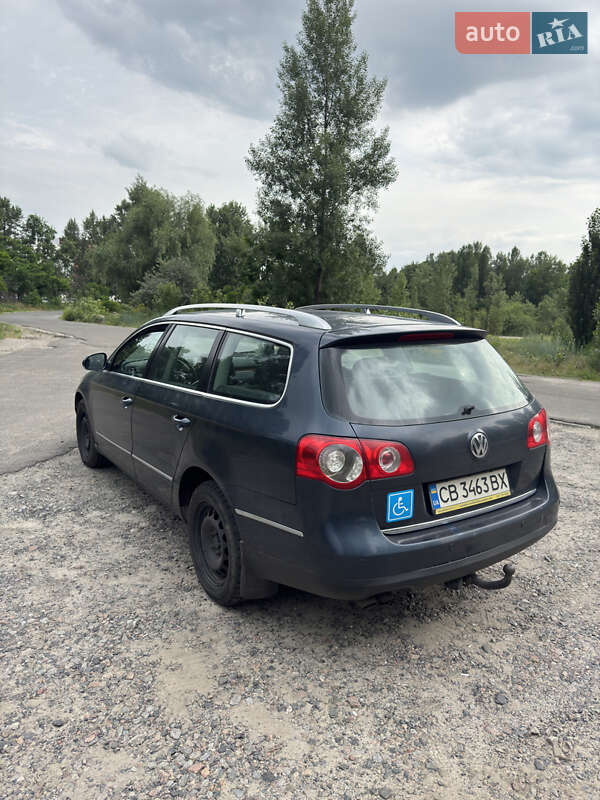 Универсал Volkswagen Passat 2005 в Киеве