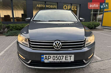 Седан Volkswagen Passat 2011 в 