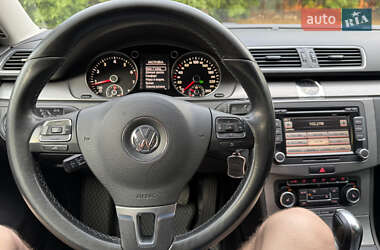 Седан Volkswagen Passat 2011 в 