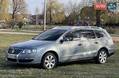 Универсал Volkswagen Passat 2009 в 
