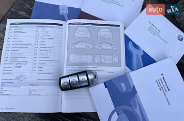 Универсал Volkswagen Passat 2009 в 