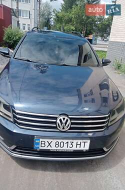 Универсал Volkswagen Passat 2011 в Староконстантинове