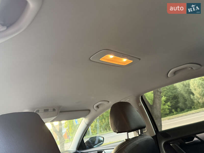 Седан Volkswagen Passat 2013 в Хмельницькому