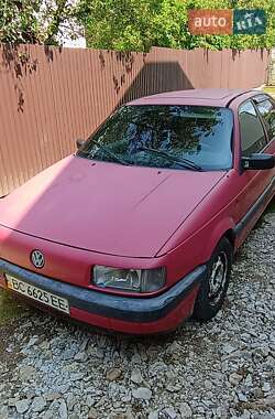 Седан Volkswagen Passat 1988 в Бориславе