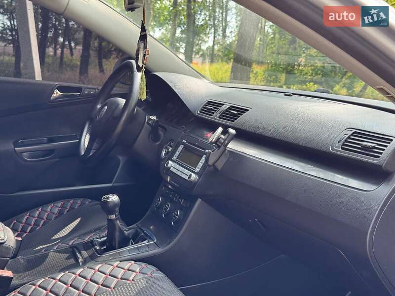 Универсал Volkswagen Passat 2006 в Ахтырке