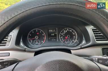 Седан Volkswagen Passat 2014 в 