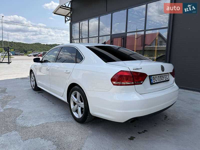 Седан Volkswagen Passat 2013 в Теребовле