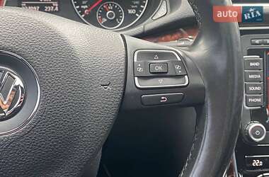 Седан Volkswagen Passat 2012 в 