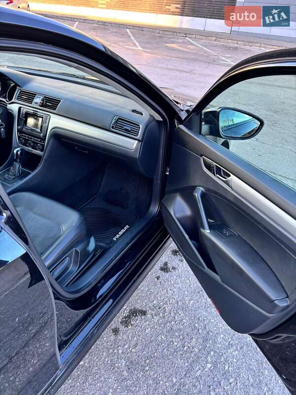Седан Volkswagen Passat 2016 в Киеве
